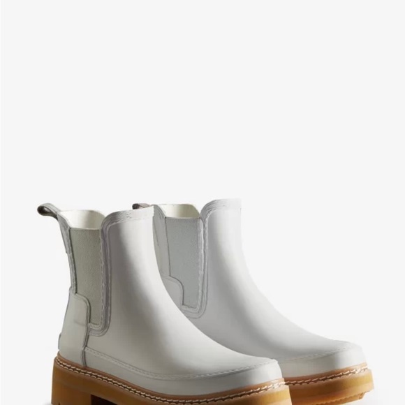 Hunter Chelsea Boots - Picture 2 of 6